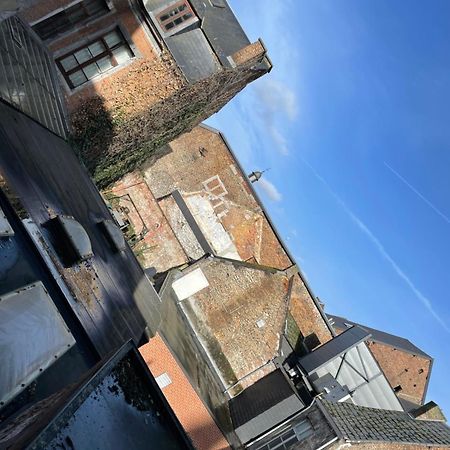 Suite 26-Appartement Au Coeur De Namur Bagian luar foto